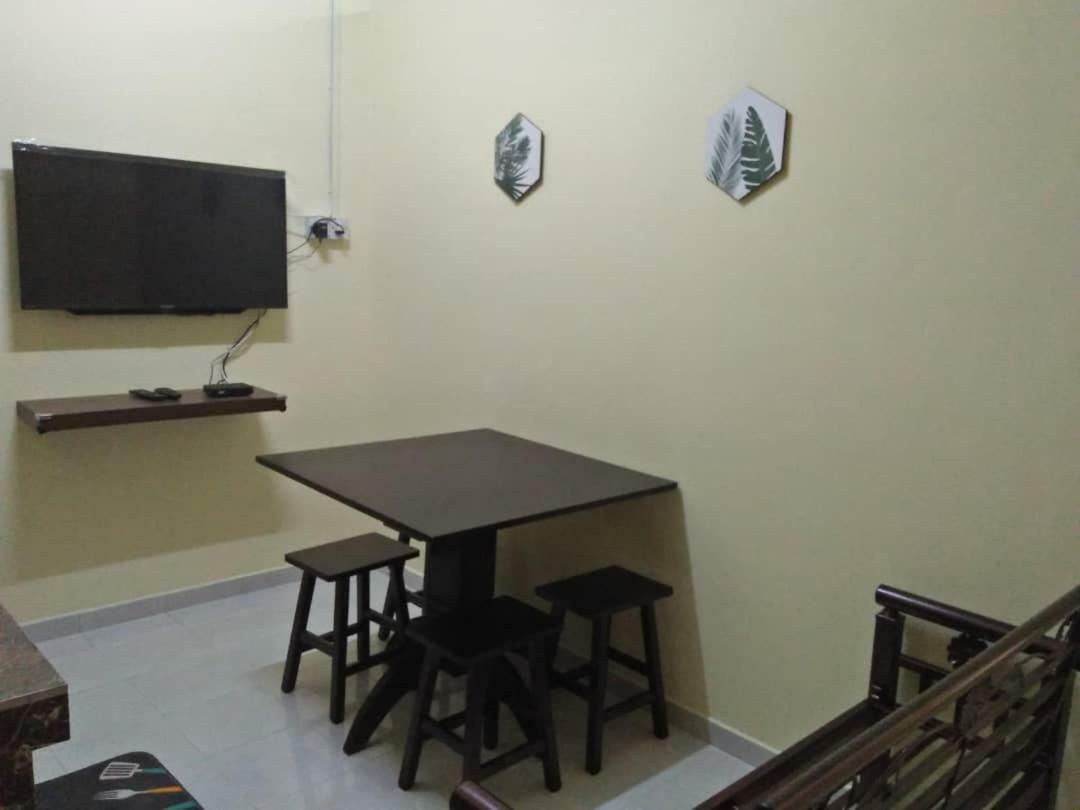 Homestay / Roomstay Muslim Budget Tanjung Malim Tanjong Malim Exteriér fotografie